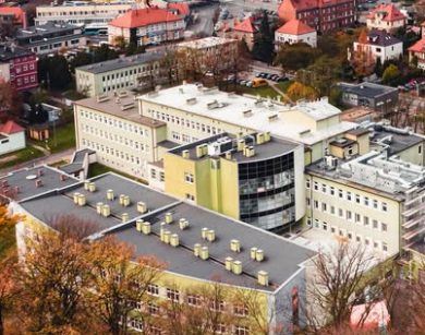 pierwszy zabieg z uzyciem robota w sp zoz w kedzierzynie kozlu dzieki neo hospital nowoczesna medycyna w sluzbie pacjentow